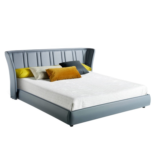 [7067] Grey leatherette bed